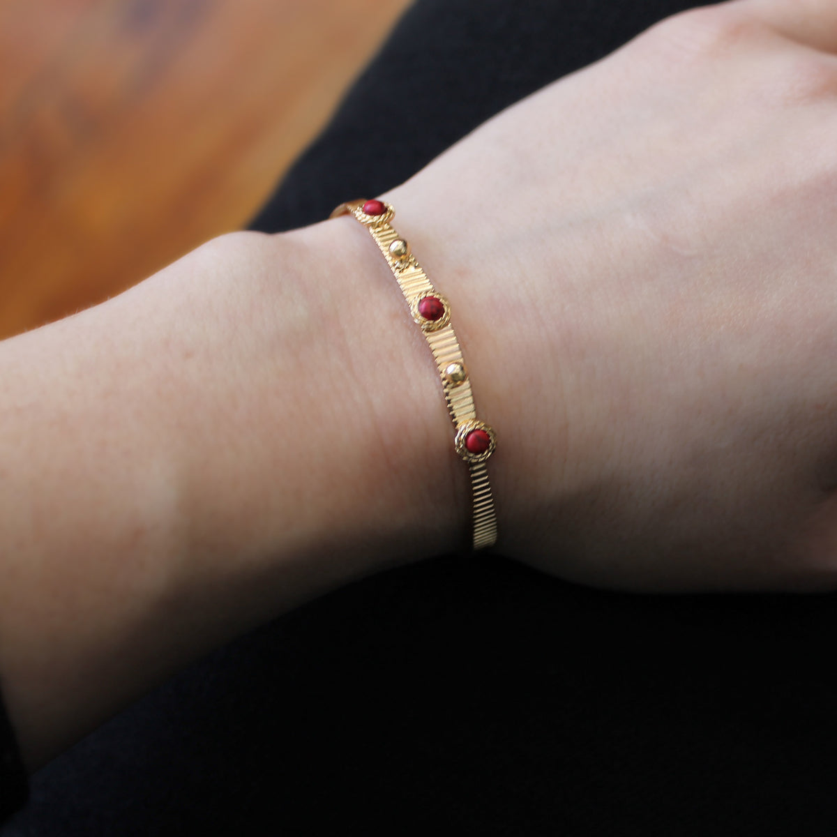 Eugenie Scarlet Bangle