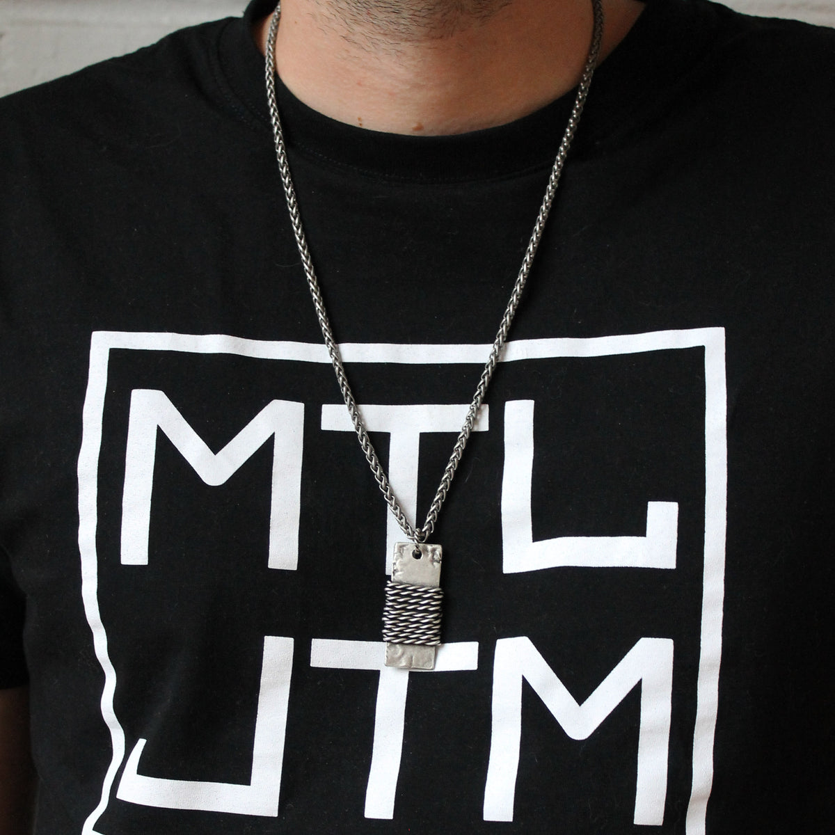 Sonnet Twisted Pendant