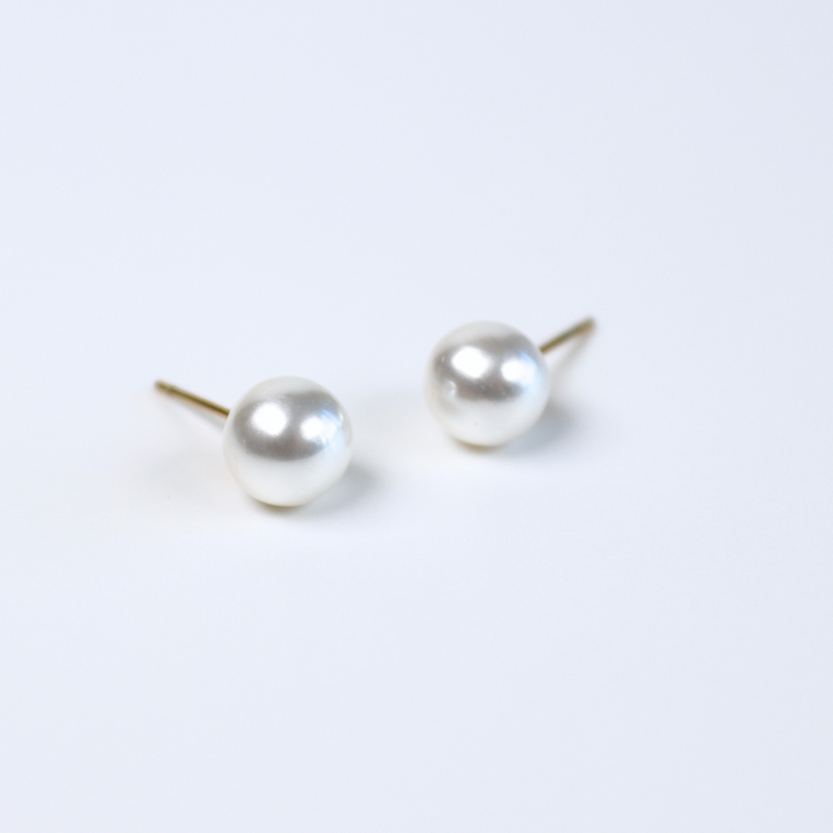 Clara Pearl Studs