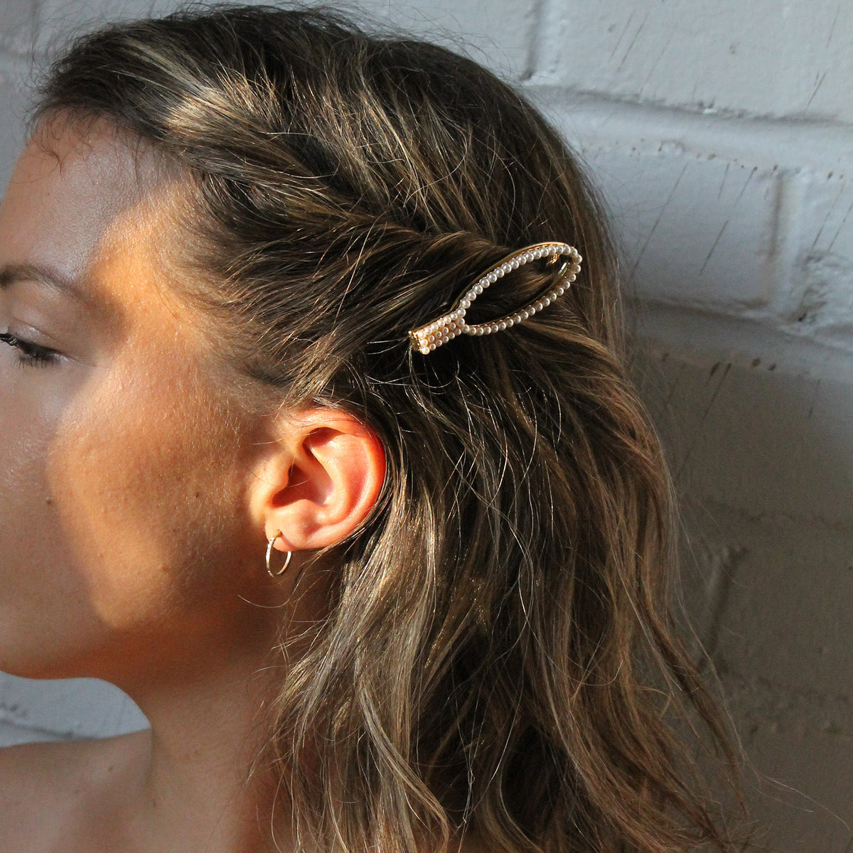 Maris Pearl Oval Barrette